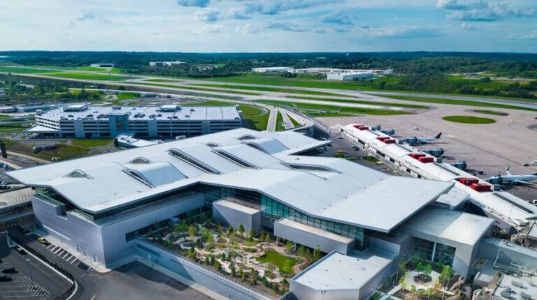 Pittsburgh airport’s new terminal earns LEED Gold certification An aerial view of the new PIT terminal and the Terminal Garage.