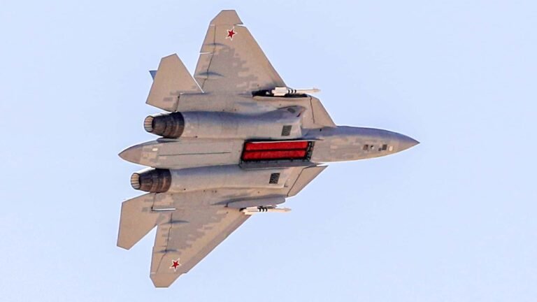 Russlands Su-57 zeigt "extreme Reichweite"