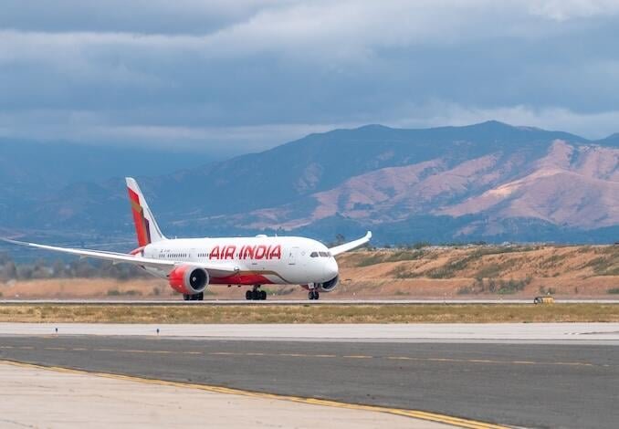 Singapore Government Will Not Intervene In SIA’s Air India Investment air india aircraft