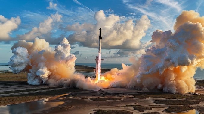 Starship returns to Earth; rocket splashes down north of Hawaii after three-hour flight – Spaceflight Now Starship returns to Earth; rocket splashes down north of Hawaii after three-hour flight – Spaceflight Now