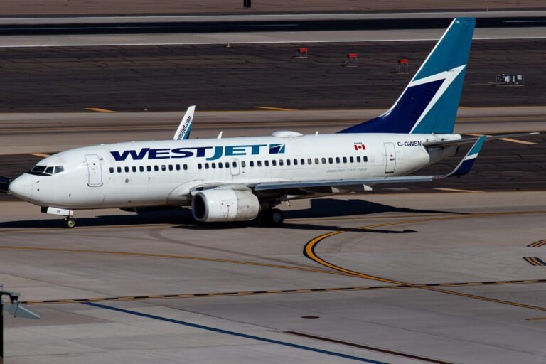 WestJet begins 737-700 retirement as FTAI acquires 27 aircraft WestJet begins 737-700 retirement as FTAI acquires 27 aircraft