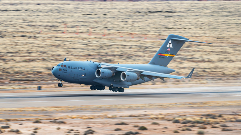 5 Missions That Define The C-17 Globemaster’s Impressive Airlifting Career 5 Missions That Define The C-17 Globemaster's Impressive Airlifting Career