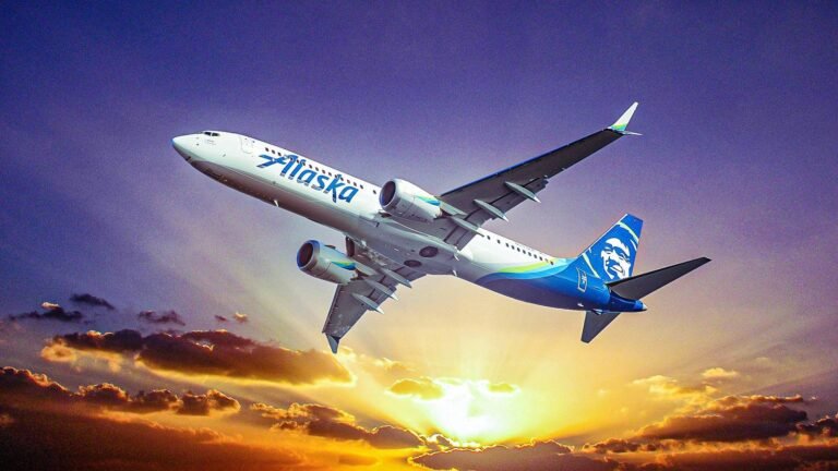 Alaska Airlines Launches New 7-Hour Nonstop Boeing 737 MAX Routes: See Map Now