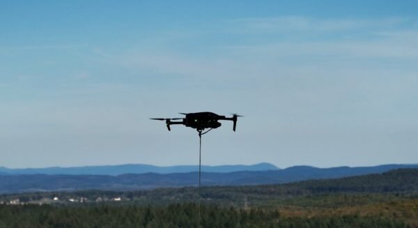Elistair Unveils Tethered Solution for the Parrot ANAFI UKR Elistair Unveils Tethered Solution for the Parrot ANAFI UKR