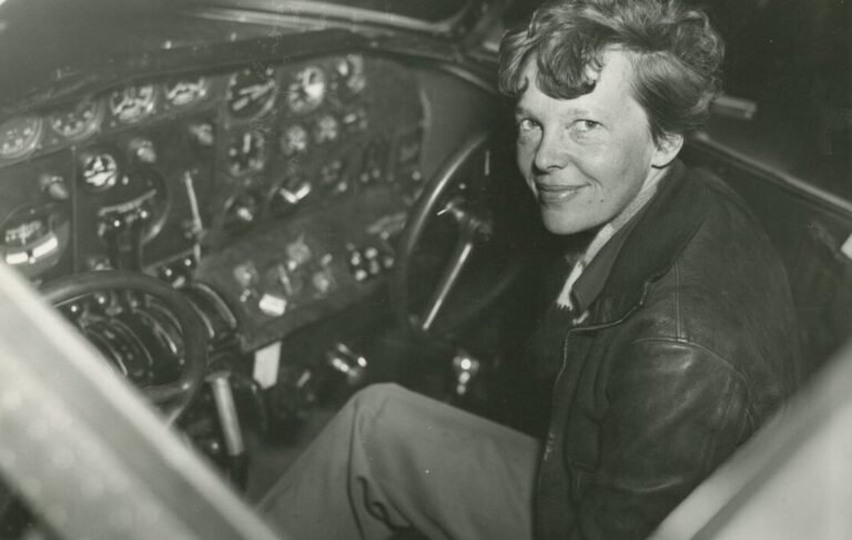 Amelia Earhart in the cockpit of her Lockheed Electra 10-E. [Credit: Purdue University Libraries]