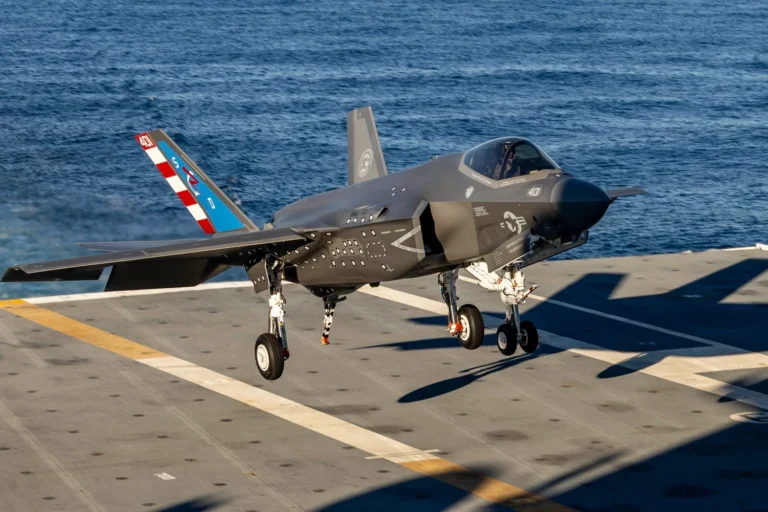 F-35C fighter lands on Ford-class aircraft carrier for the first time Air Data News