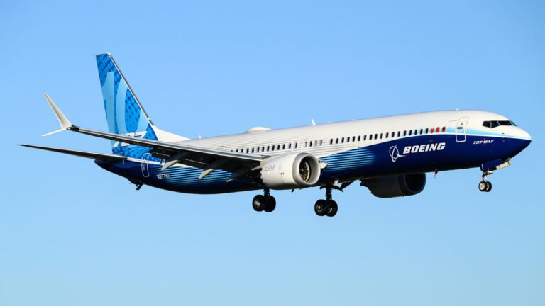 FAA finds Boeing 737 MAX software issue poses no safety risk FAA finds Boeing 737 MAX software issue poses no safety risk