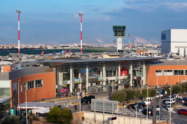 Flughafen Neapel stellt im November den Flugbetrieb ein