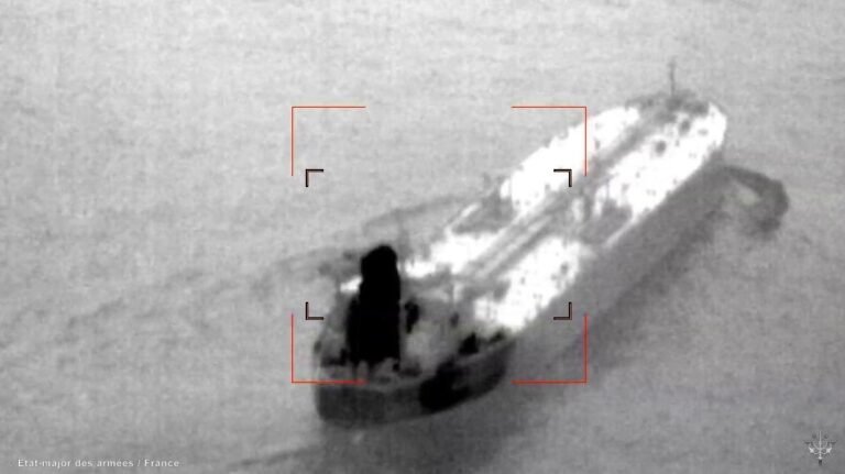 French Navy Intercepts and Boards Shadow Fleet Tanker ‘DF Peak’ South of Réunion French Navy Intercepts and Boards Shadow Fleet Tanker ‘DF Peak’ South of Réunion