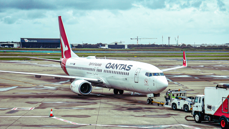 Here’s How Qantas Is Choreographing The End Of Its Boeing 737 Era Without Grounding Pilots Here's How Qantas Is Choreographing The End Of Its Boeing 737 Era Without Grounding Pilots