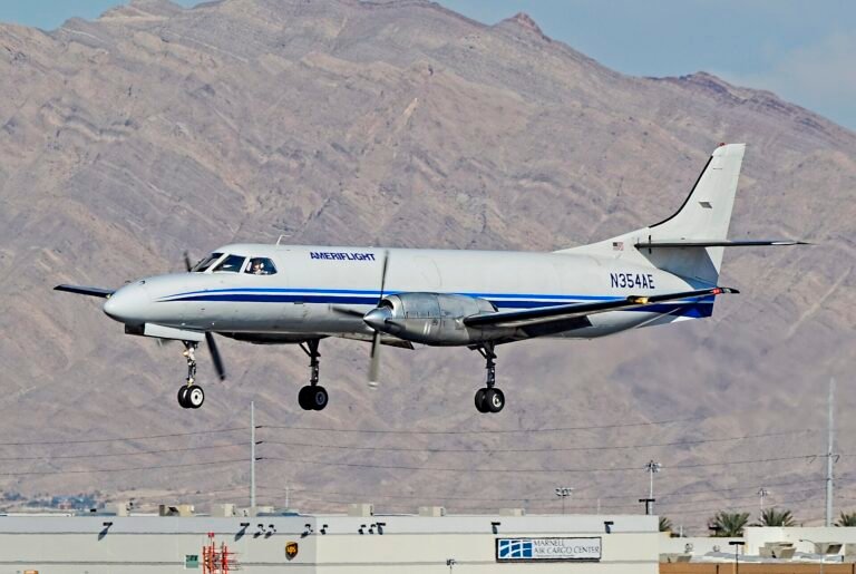 AD Orders Metroliner Trim Inspections After In-Flight Failures