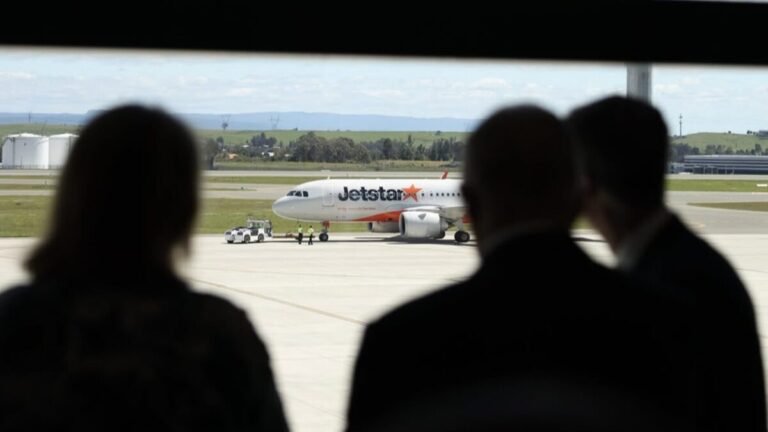 New Sydney airport opens as first Jetstar flight hits the runway