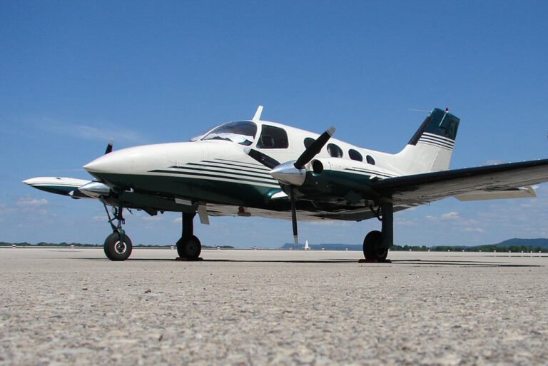 Pilot Inadvertently Flies Through Prohibited Airspace