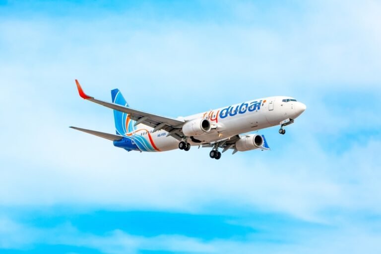 Pilot Stabbed During Flydubai Flight to Israel Pilot Stabbed During Flydubai Flight to Israel