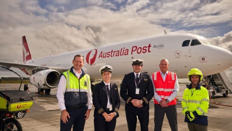 Qantas Freight takes first of three A321s for Australia Post Qantas Freight takes first of three A321s for Australia Post