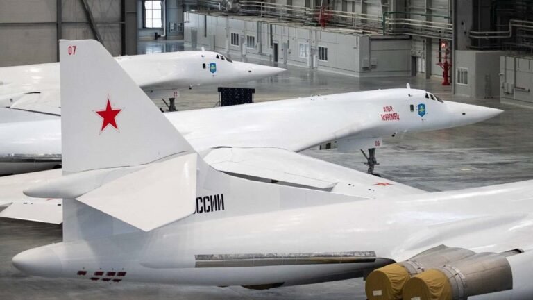 Russlands bester Bomber “zu 80 Prozent neu” Russlands bester Bomber "zu 80 Prozent neu"