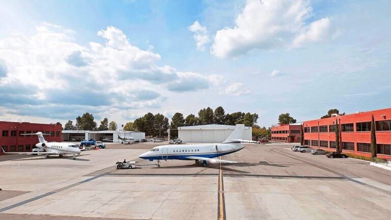 Signature takes a third Van Nuys FBO. What happens to rates? Signature takes a third Van Nuys FBO. What happens to rates?