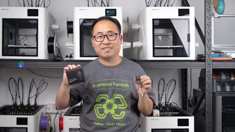 Snapmaker and Phaetus Launch Liber Hotend with Licensed E3D Technology Donald Wan, Chief Technology Officer at Phaetus, presents the Liber High Flow Hotend for U1. Photo via Snapmaker