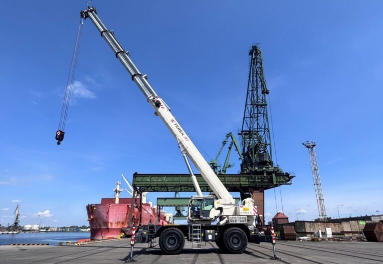 Terex RT for Port Szczenic