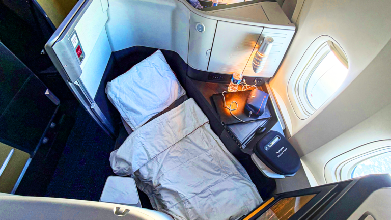 The Striking Differences Between American Airlines’ New Flagship Cabin & United’s Polaris Business Class The Striking Differences Between American Airlines’ New Flagship Cabin & United’s Polaris Business Class