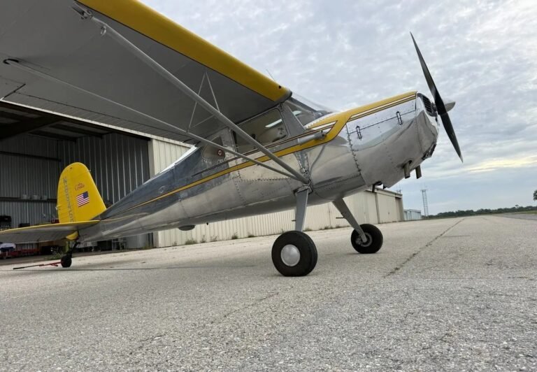 1946 Cessna 140 [Credit: Scott MacDonald Aircraft Sales]