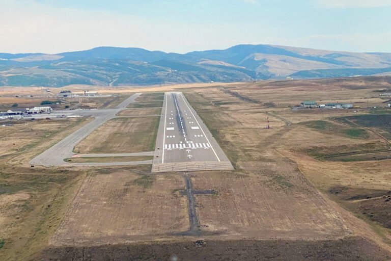 Tips To Prevent Over Controlling Your Plane Tips To Prevent Over Controlling Your Plane