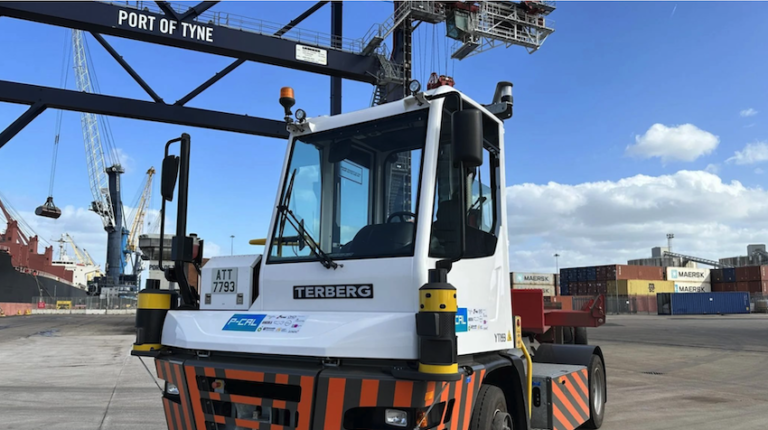 UK ports urged to move automation from pilots to full-scale deployment
