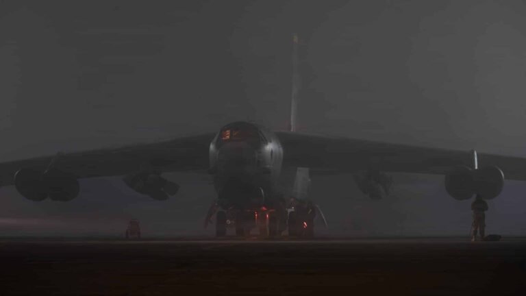 U.S. Navy to Integrate LRASM into USAF’s B-52 Strategic Bombers U.S. Navy to Integrate LRASM into USAF's B-52 Strategic Bombers