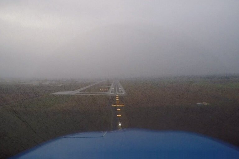 What's The Maximum Safe Descent Rate On An Instrument Approach?